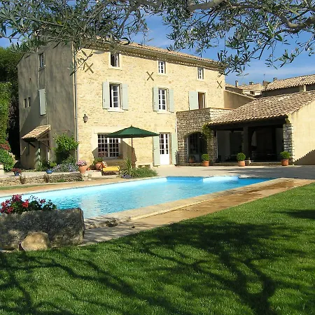 Le Mas D'orsan Bed and Breakfast